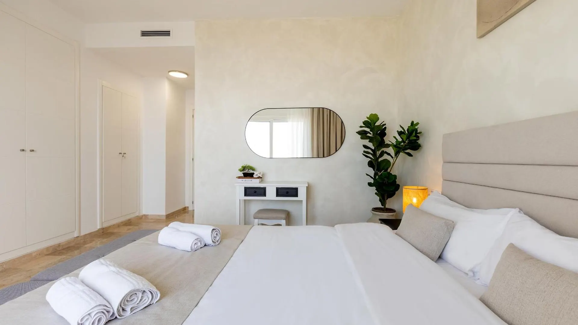 Sunshine Luxury Vacation House Puerto de Santiago