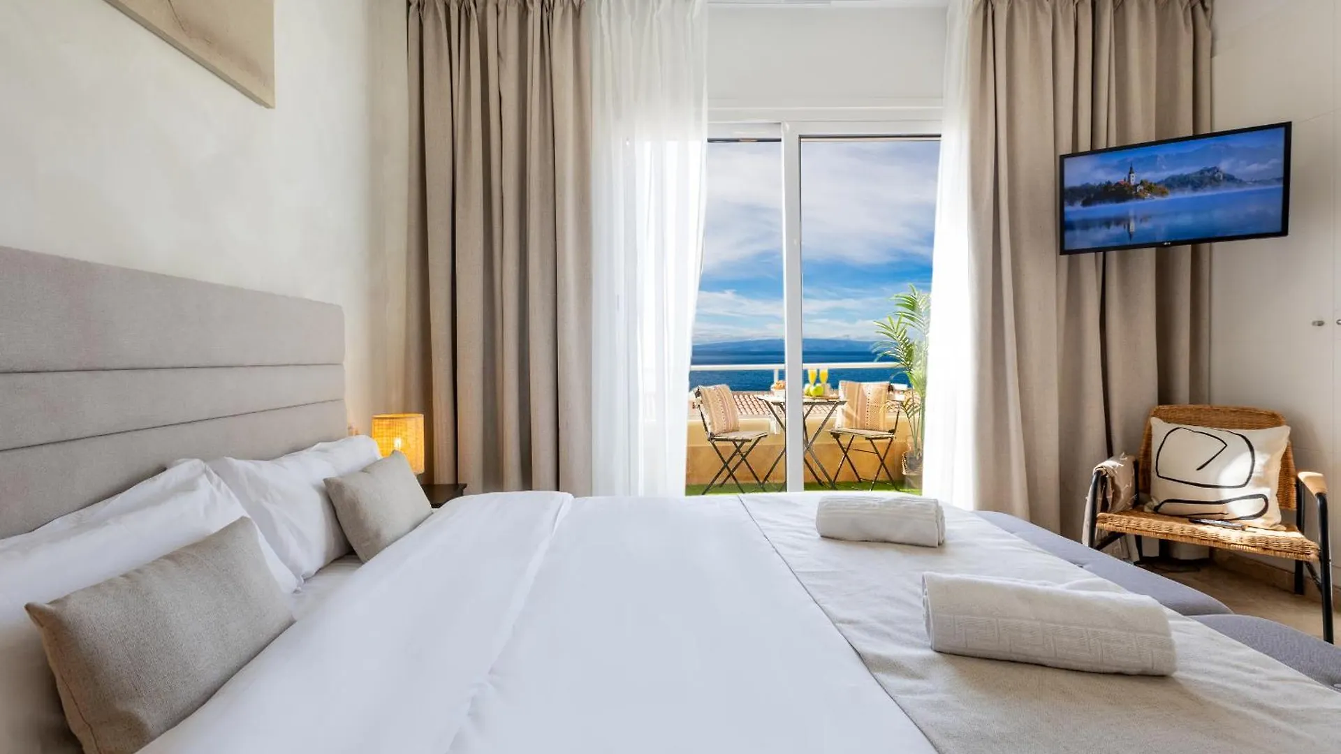 Sunshine Luxury Vacation House Puerto de Santiago  Holiday home Puerto de Santiago (Tenerife)